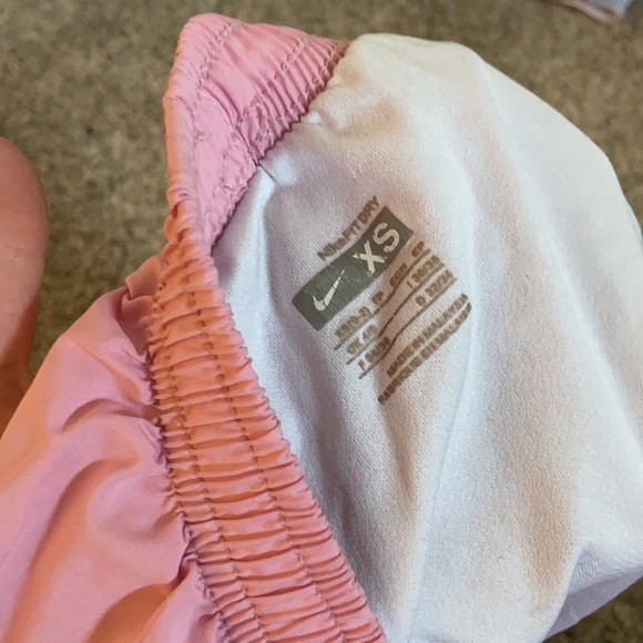 Nike running shorts - Picture 3 of 3